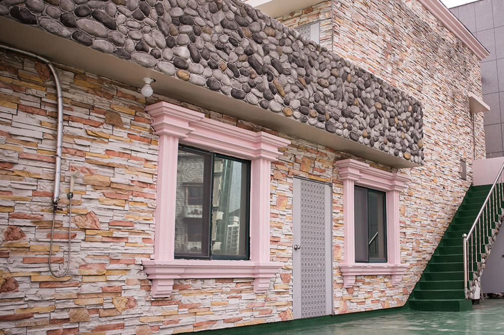 Picasso Motel Haeundae Busan Bagian luar foto